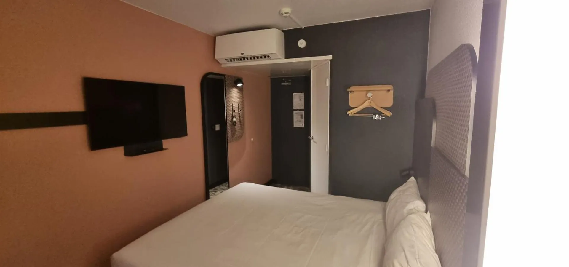 **  B&B Hotel Cannes Mouans Sartoux Fransa
